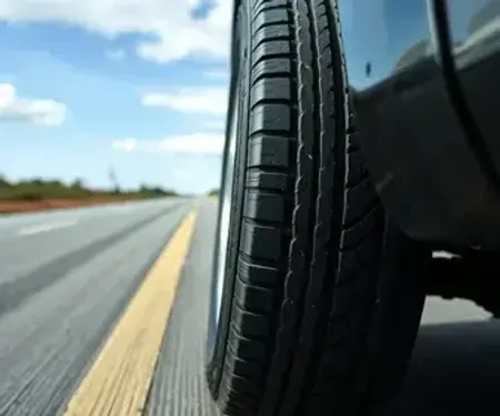 O detalhe no pneu que motoristas só descobrem quando é tarde